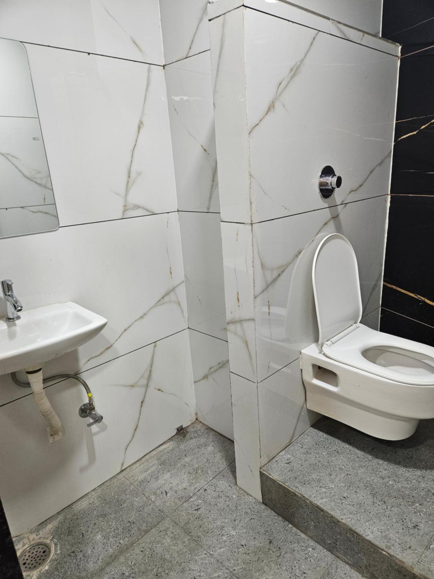 Shri Shiv Ganga Bhakt Niwas Hotell Ujjain Exteriör bild